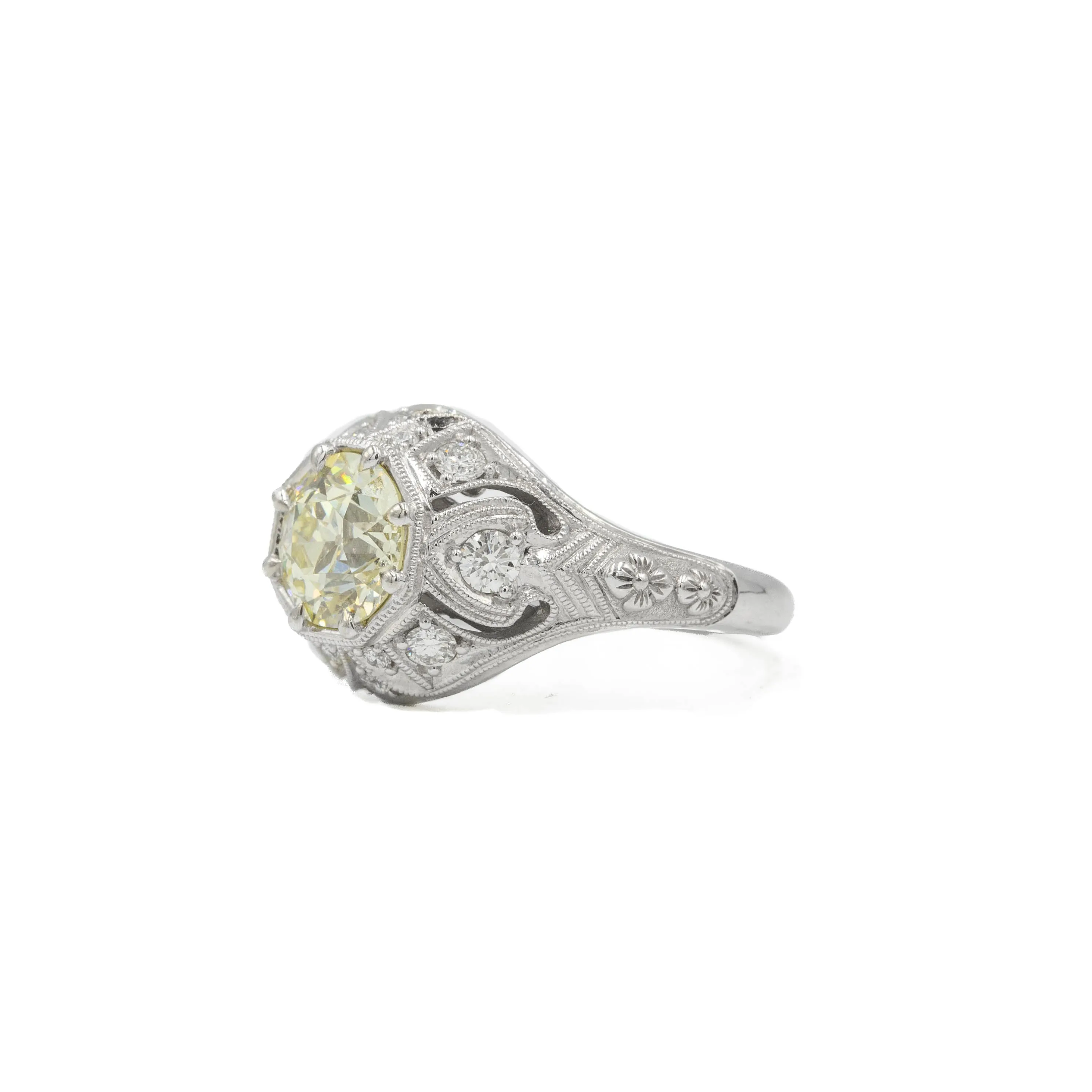 14kw 1.54ct Vintage-Inspired Jolie Diamond Ring