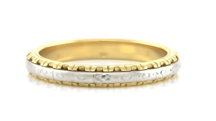 1940's Two Tone Engraved Art Deco Filigree Vintage Wedding Ring in 14K Yellow and White Gold