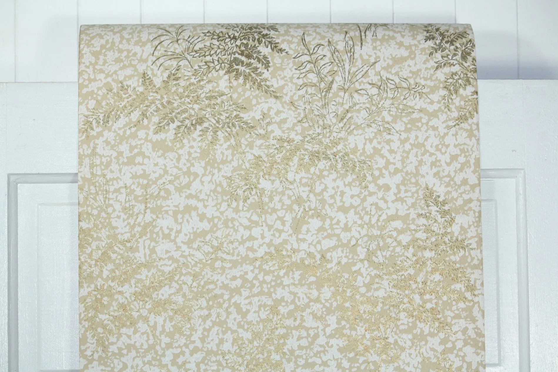 1960s Botanical Vintage Wallpaper