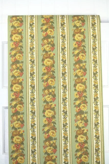1960s Floral Vintage Wallpaper