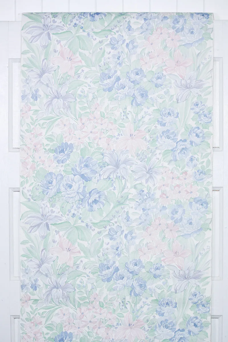 1980s Floral Vintage Wallpaper