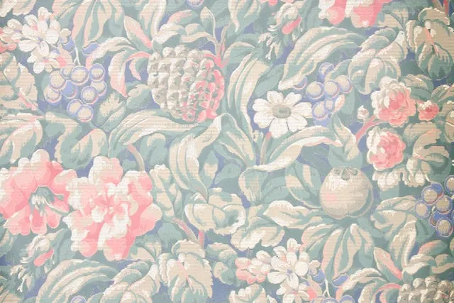1980s Floral Vintage Wallpaper