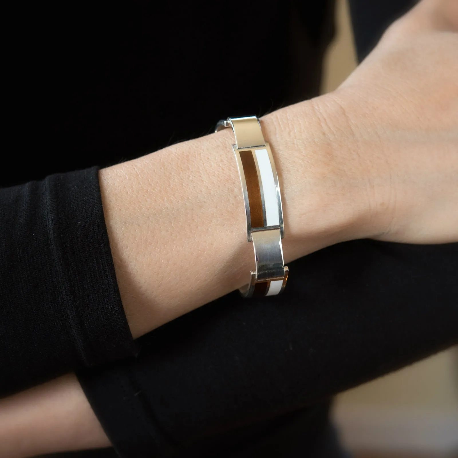 70s Gucci Vintage Enamel Sterling Silver Bracelet Brown White Signed Jewelry