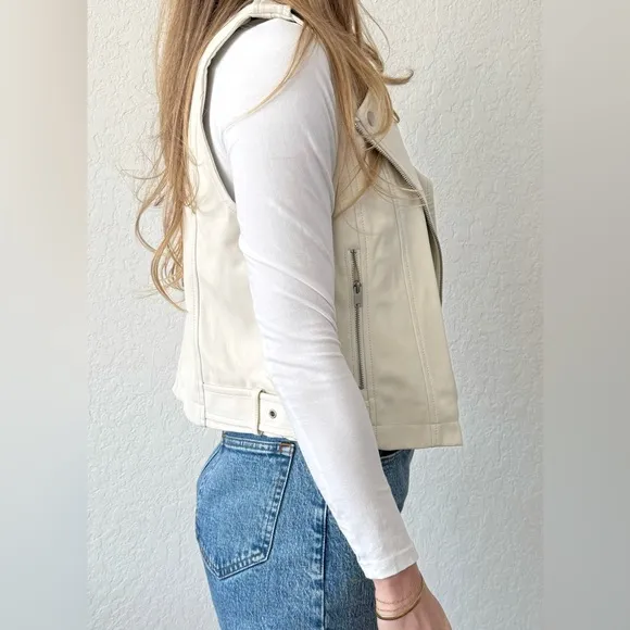 Anthropologie White Faux Leather Moto Vest – Size Small