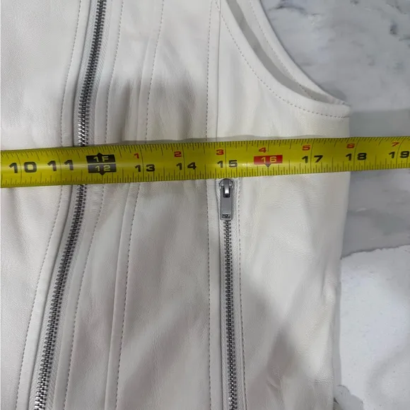 Anthropologie White Faux Leather Moto Vest – Size Small