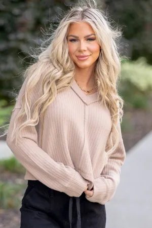 Exposed Seam V-Neck Ribbed Knit Top