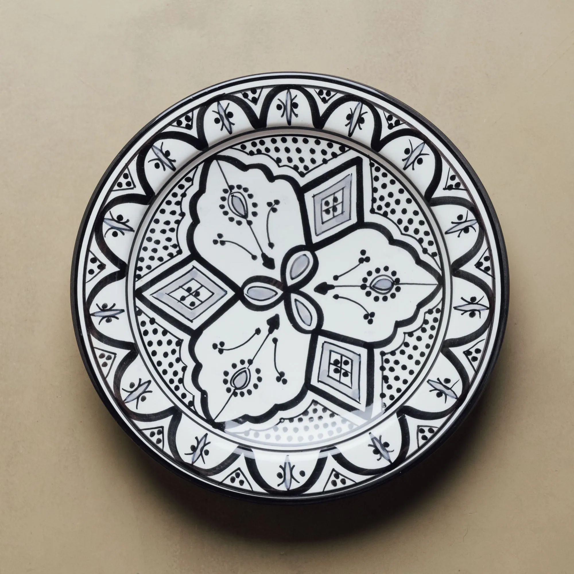Fez Dinner Plate Black Grey - Moroccan Dinnerware