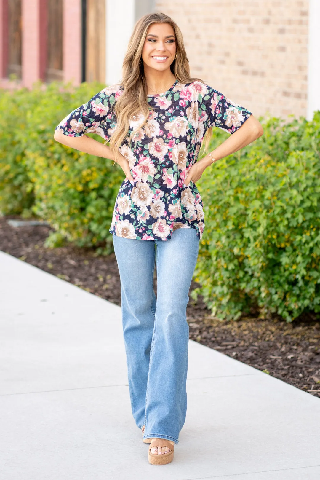 Floral Round Neck Short Sleeve T-Shirt