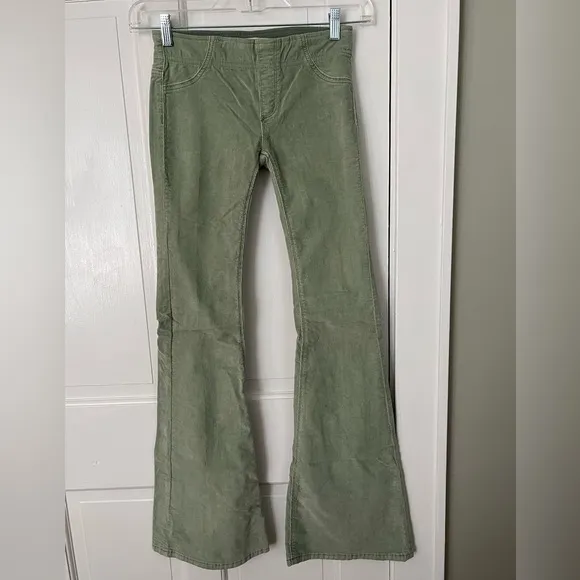 Free People We The Free Penny Pull-On Stretch Flare Corduroy Size 24 Retro 70’s