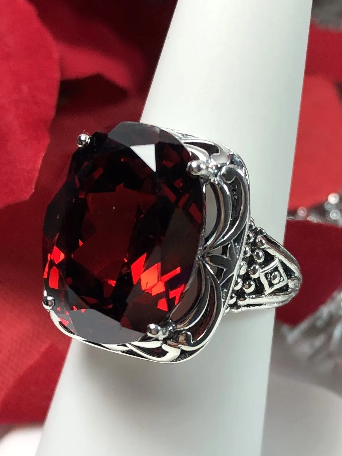 Garnet CZ Ring, Oval Gemstone, Retro Swirl Filigree, Art Deco Vintage Jewelry, D119