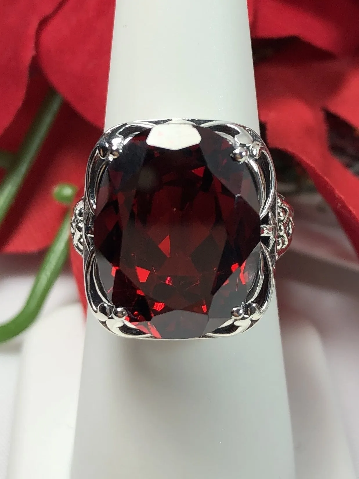 Garnet CZ Ring, Oval Gemstone, Retro Swirl Filigree, Art Deco Vintage Jewelry, D119