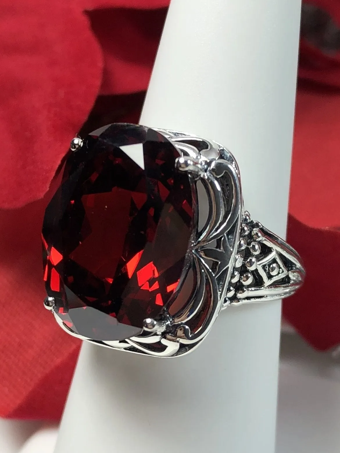 Garnet CZ Ring, Oval Gemstone, Retro Swirl Filigree, Art Deco Vintage Jewelry, D119
