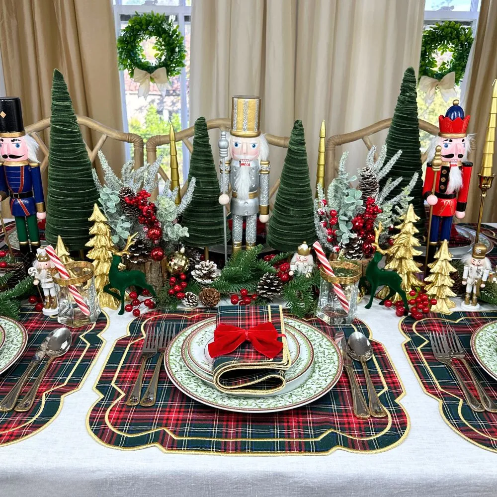 Georgina Placemat / Plaid with Gold Embroidery (Set of 4)