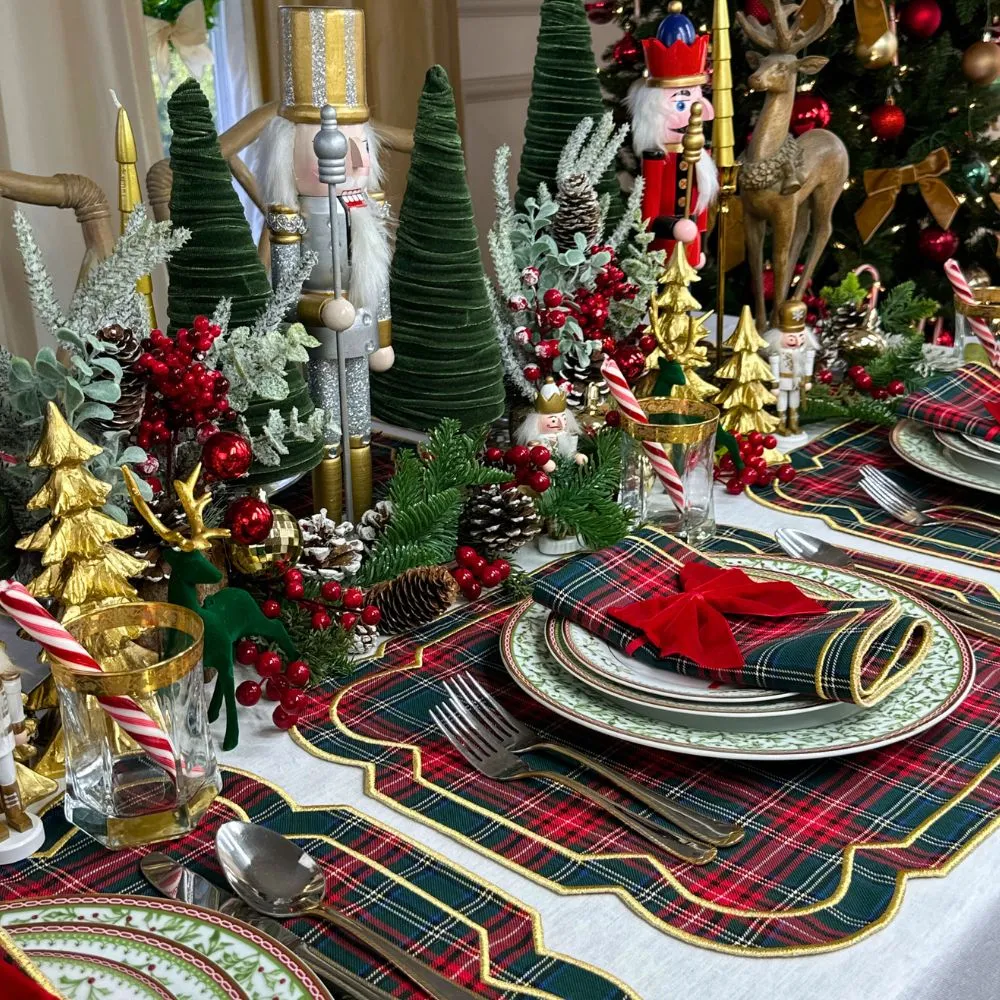Georgina Placemat / Plaid with Gold Embroidery (Set of 4)