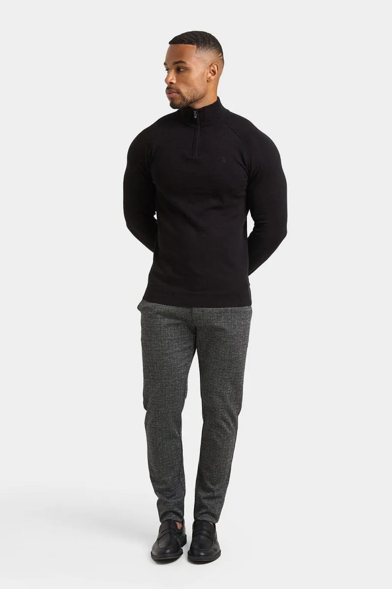 Half Zip Neck in Black