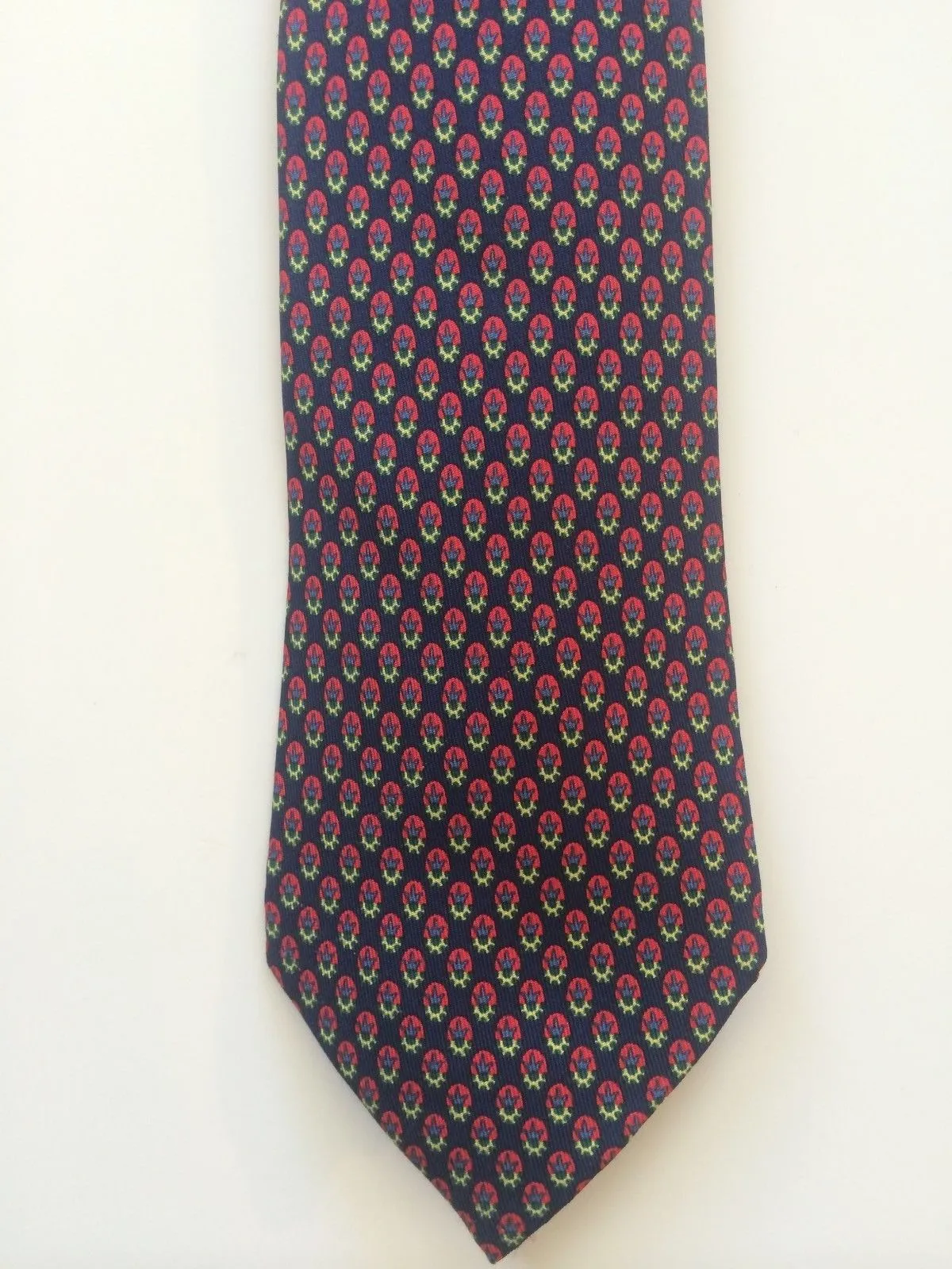 HERMES Classic Dark Blue Fleur-de-Lis Silk NeckTie 61 in.