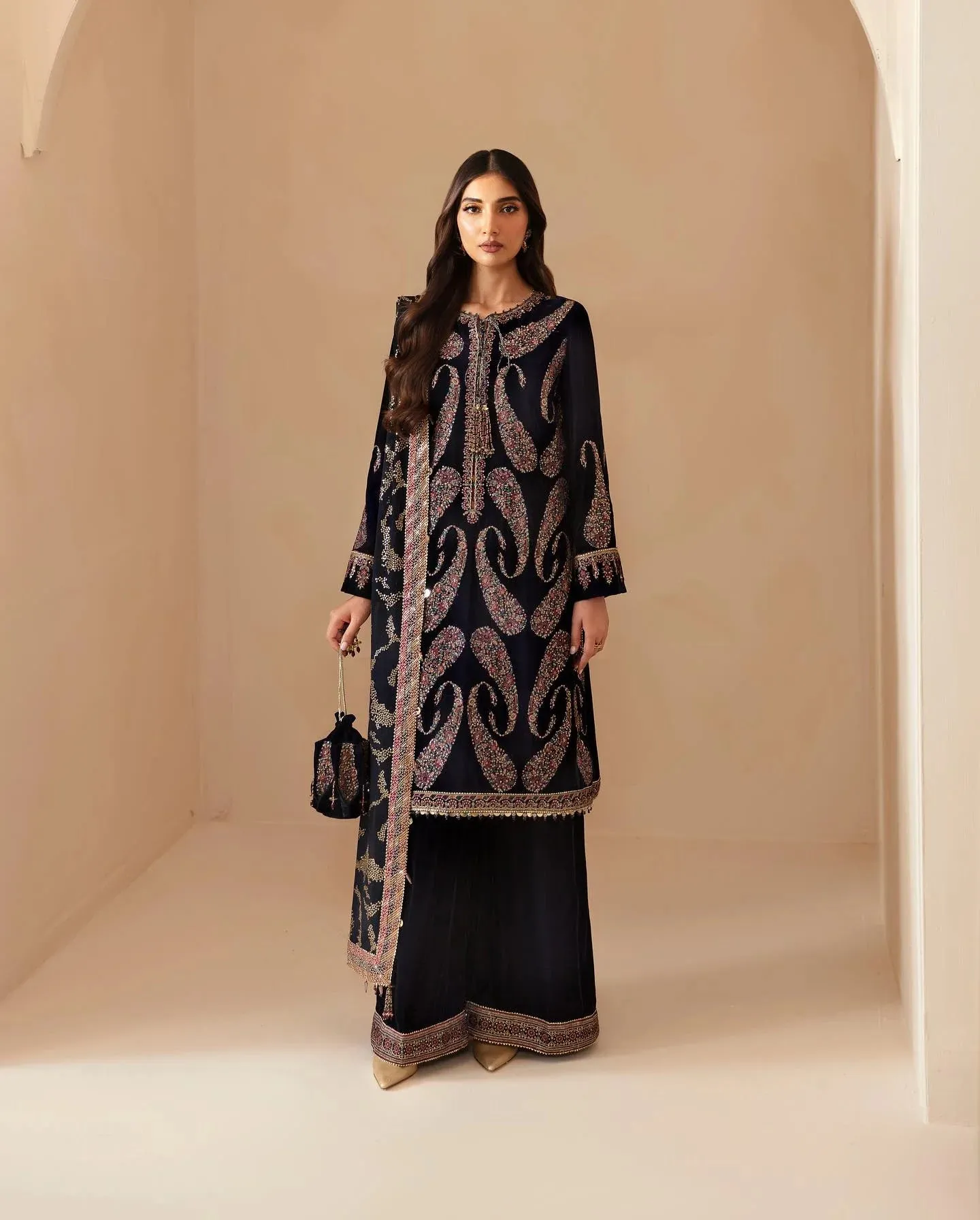 Jazmine Luxury 9000 Micro Velvet Unstitched Collection VF-2024