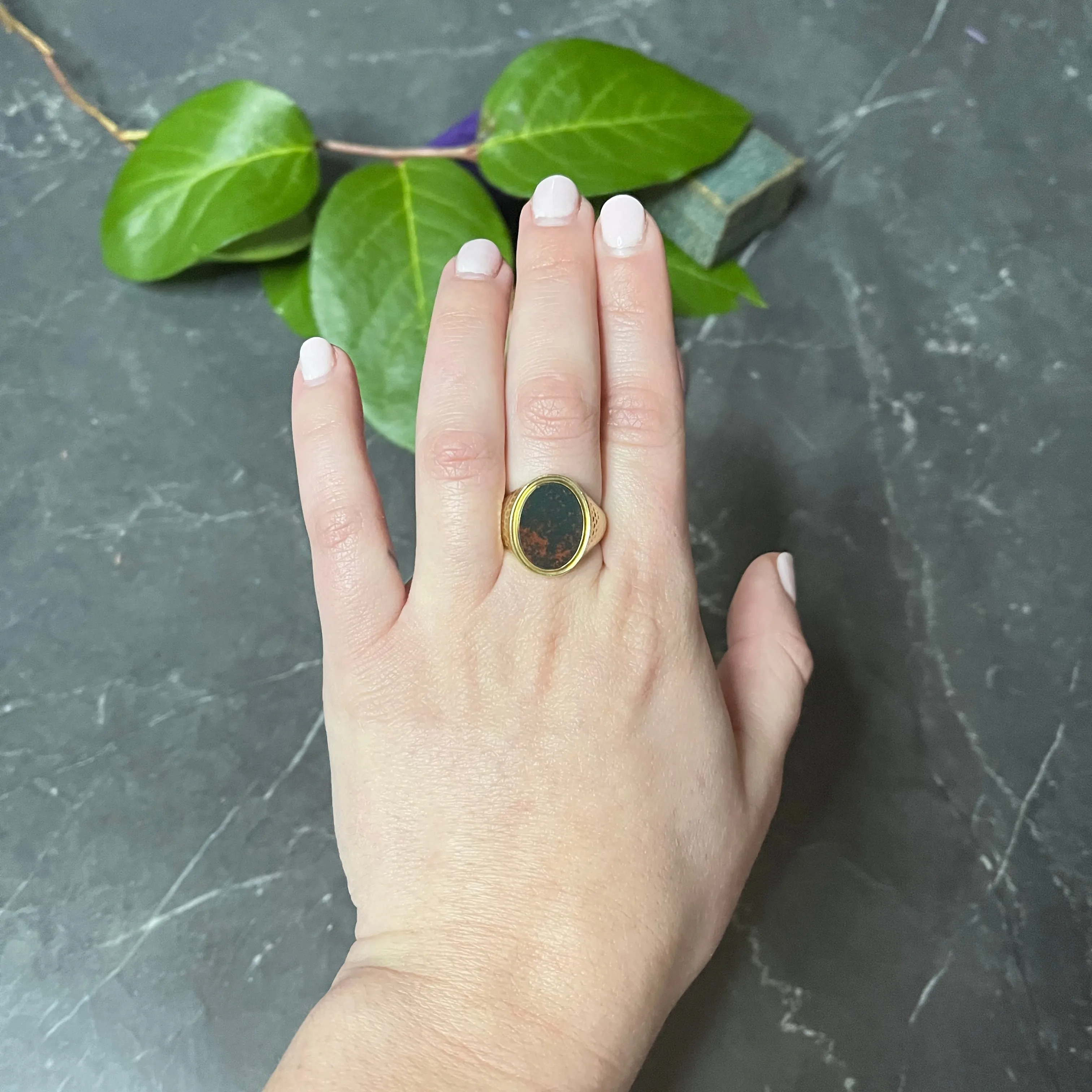 Jones & Woodland Retro Bloodstone 14 Karat Hammered Gold Unisex Signet Ring