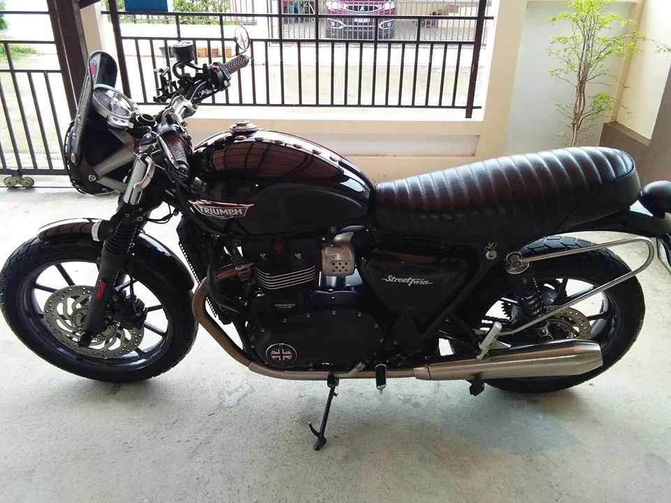 KB-TACRS - Triumph Bonneville Air-Cooled Classic Roll Seat