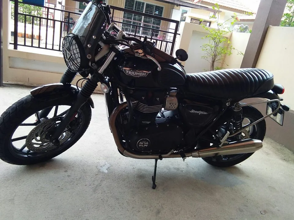KB-TACRS - Triumph Bonneville Air-Cooled Classic Roll Seat