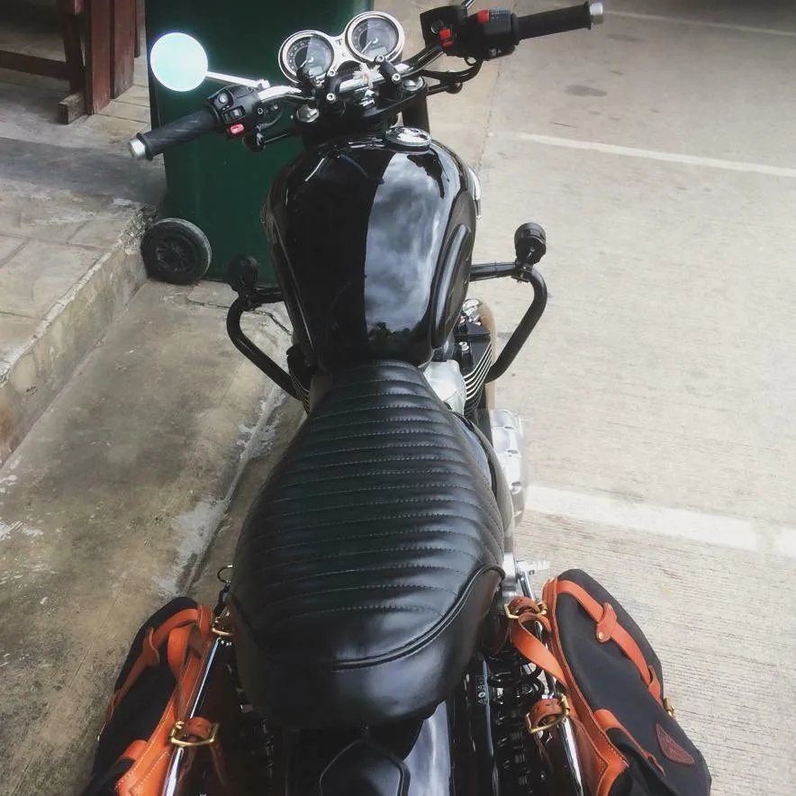 KB-TACRS - Triumph Bonneville Air-Cooled Classic Roll Seat