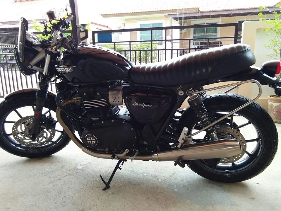 KB-TACRS - Triumph Bonneville Air-Cooled Classic Roll Seat