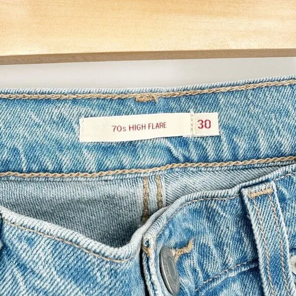 Levi's Premium 70s High Flare Jeans Light Wash Blue High Rise Relaxed Women's 30