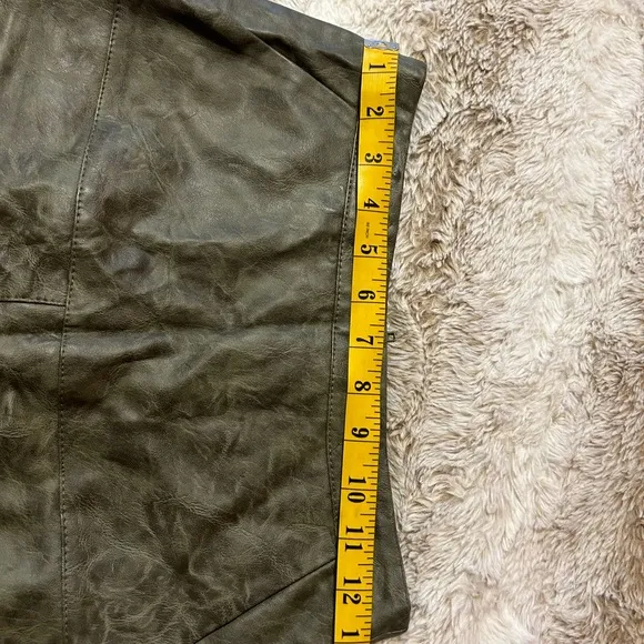LuLaRoe Green Mini Pencil Skirt Casual