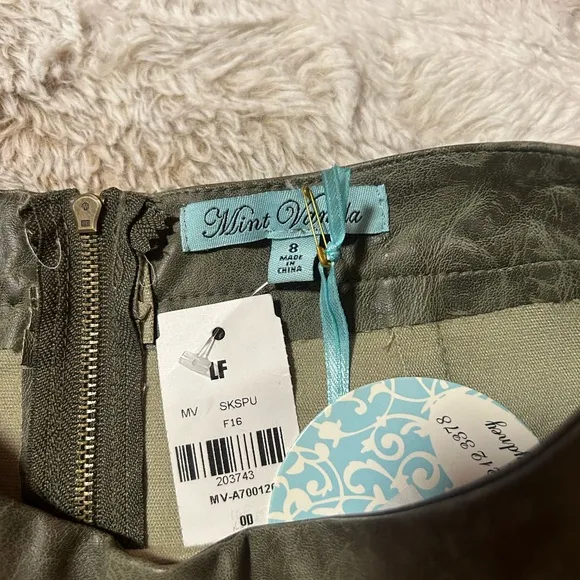 LuLaRoe Green Mini Pencil Skirt Casual
