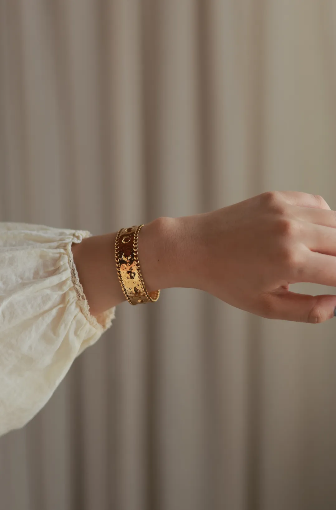 Luna Bangle Bracelet