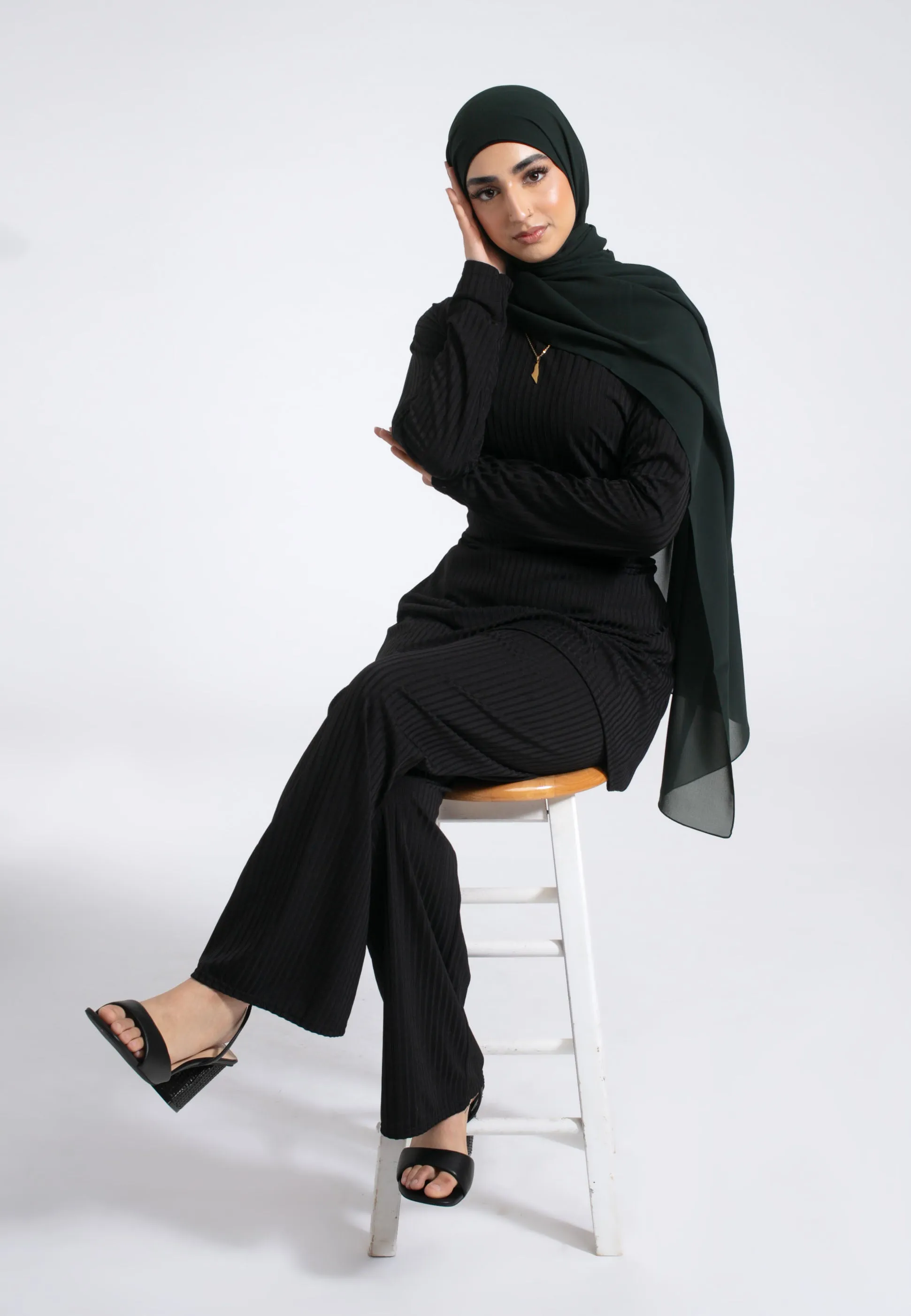 Luxury Soft Chiffon Hijab - Pine Green