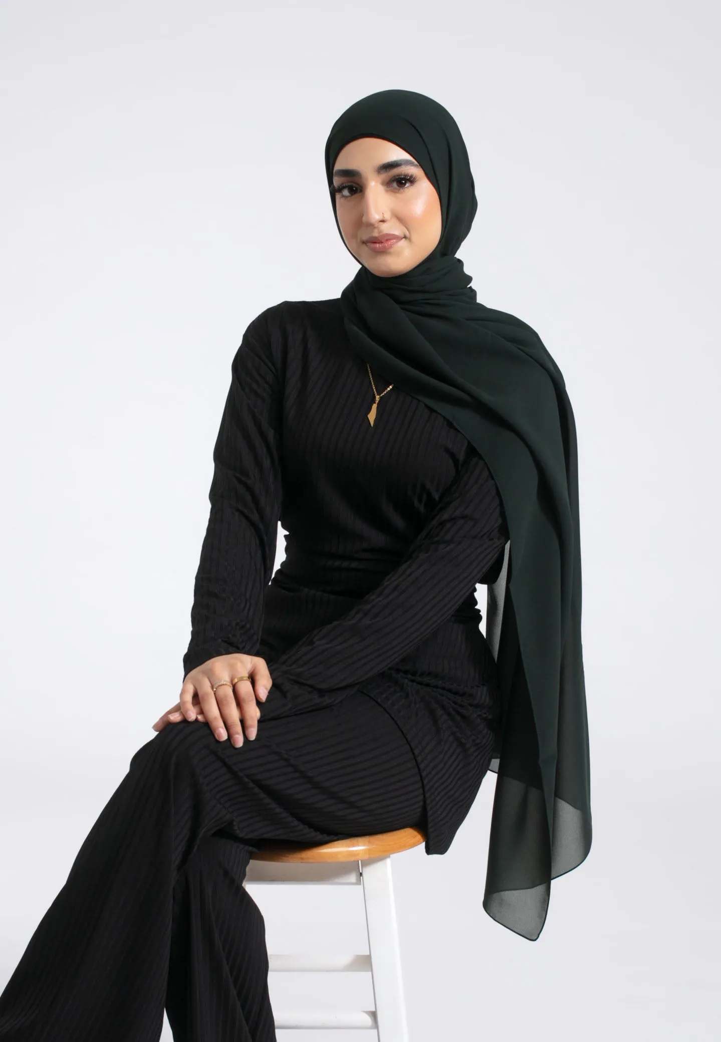 Luxury Soft Chiffon Hijab - Pine Green