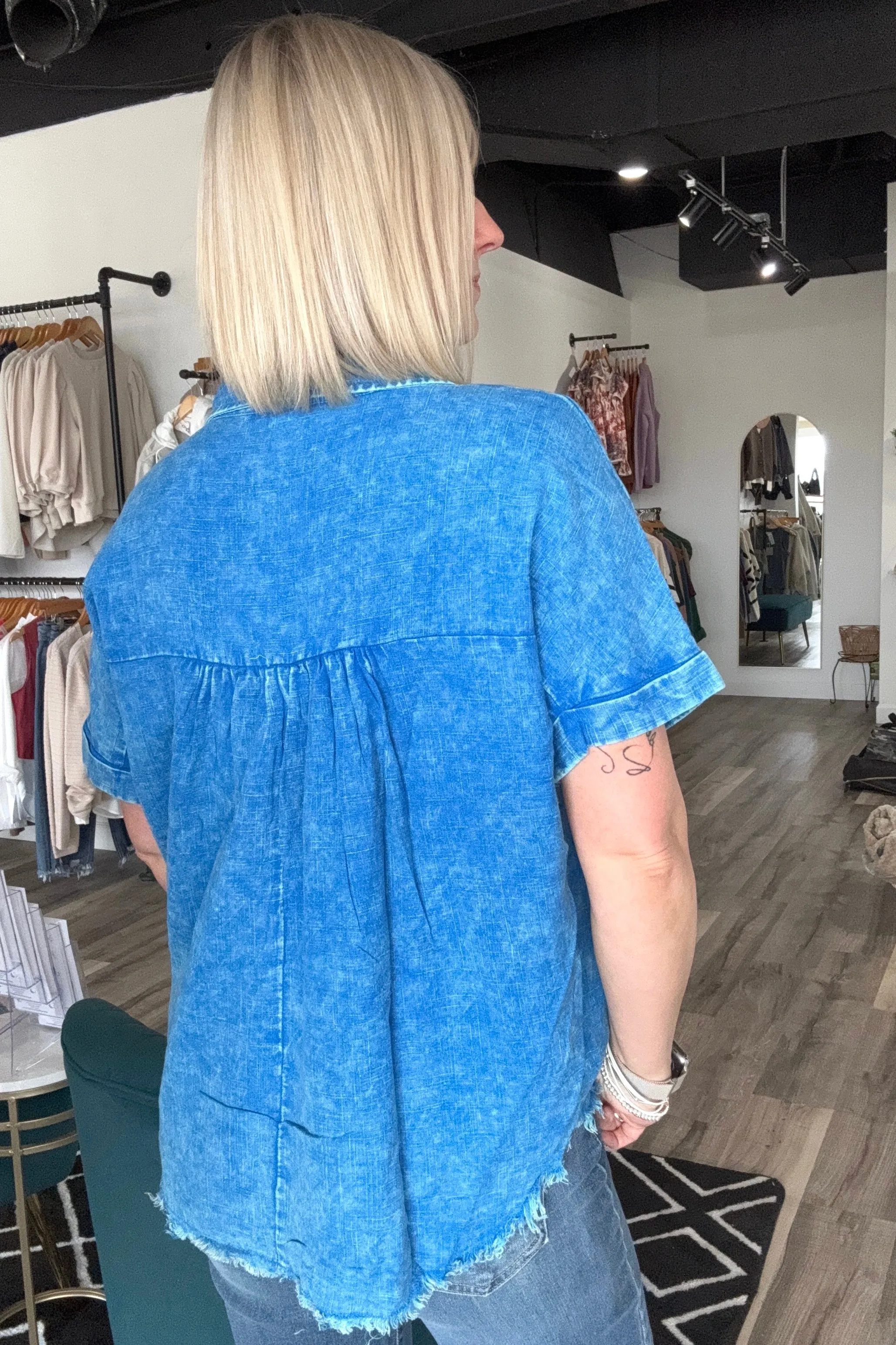 Lyza Washed Linen V-Neck Top