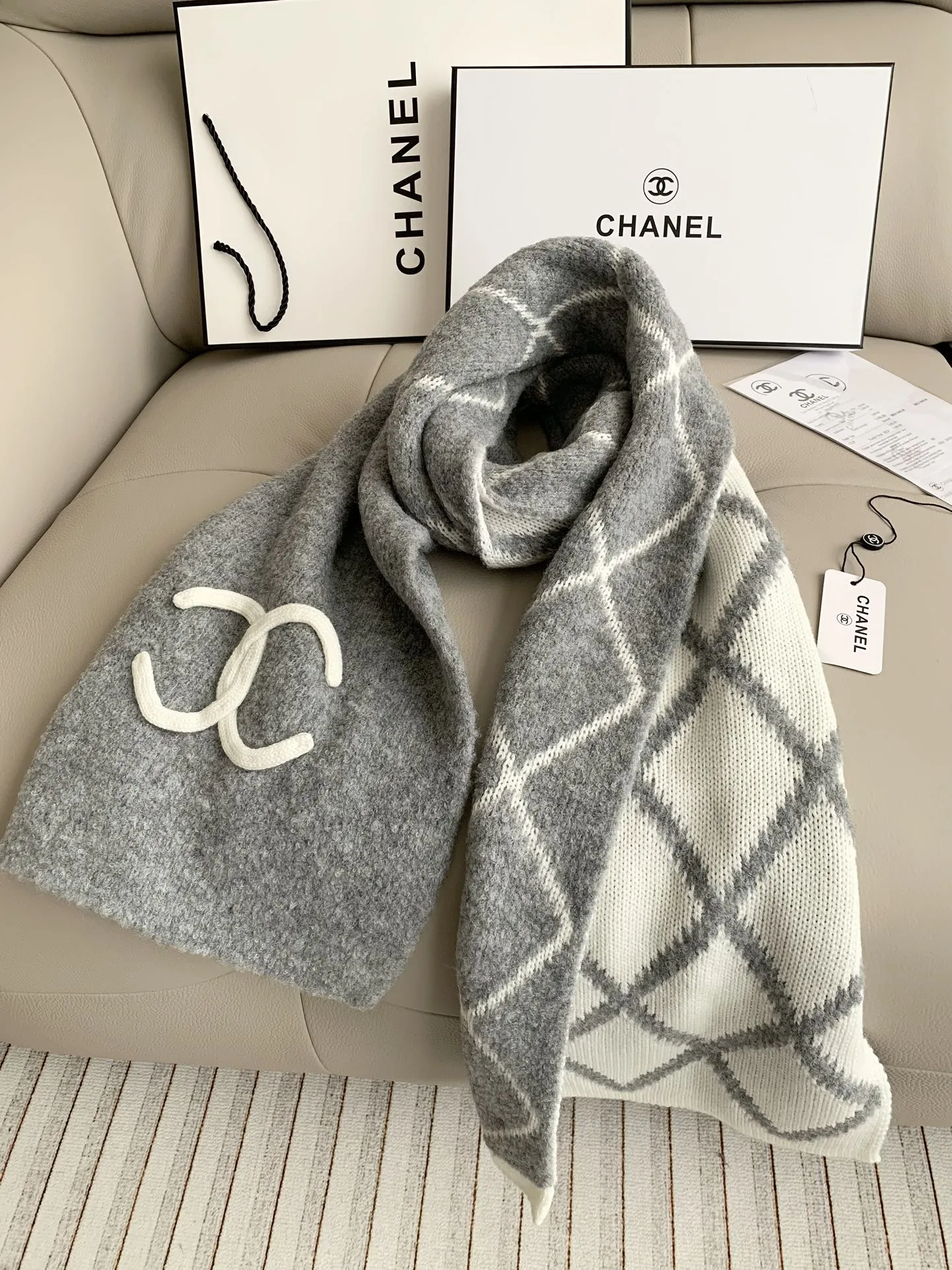 Premium 24b knitted scarf cashmere