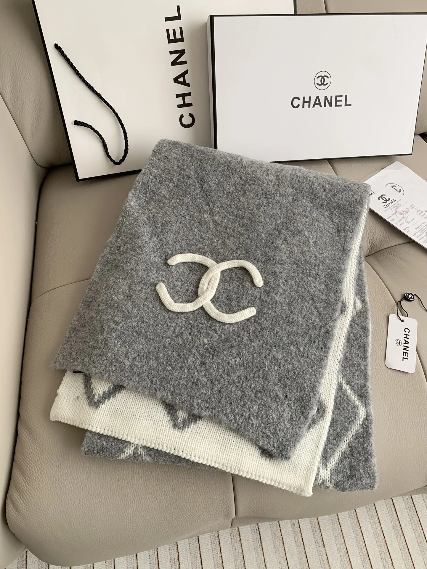 Premium 24b knitted scarf cashmere