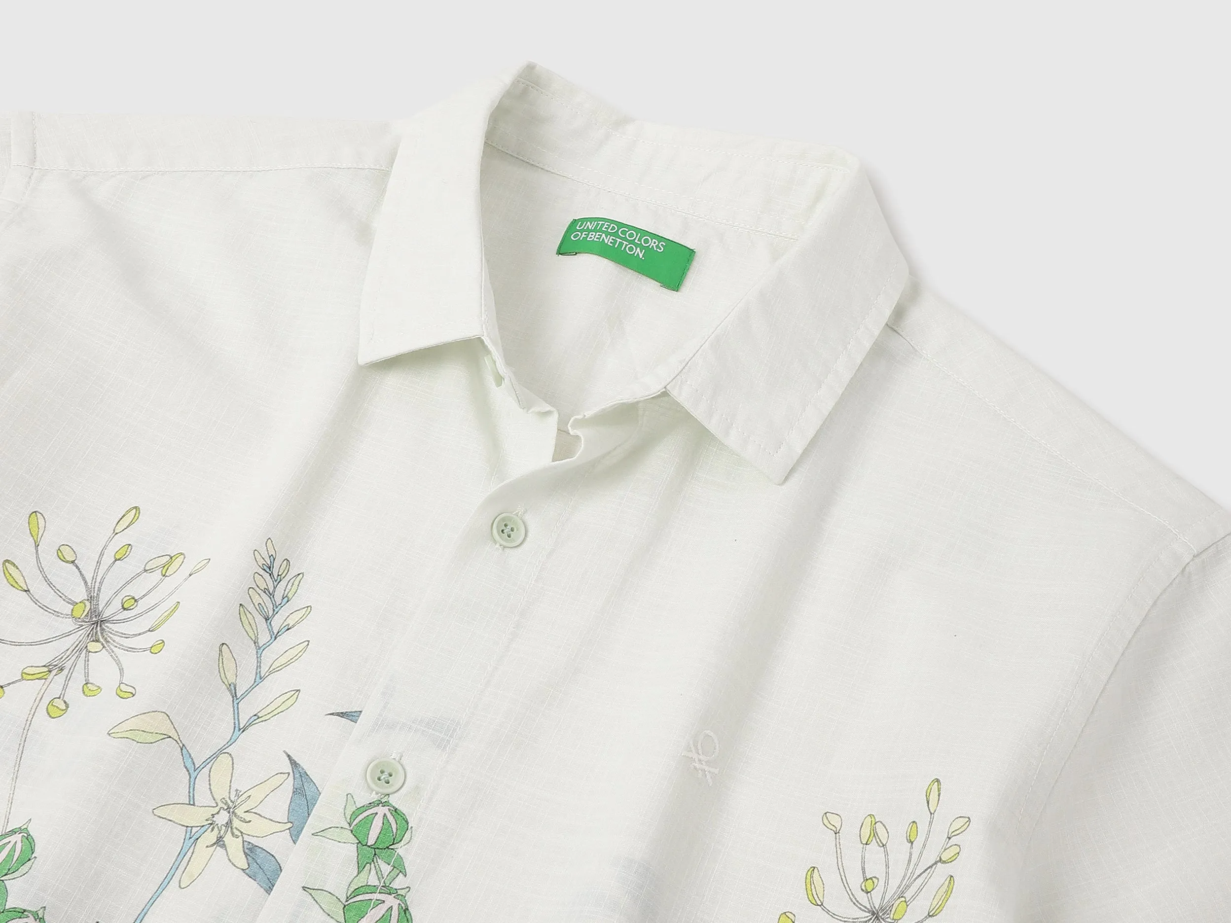 Relaxed Fit Spread Collar Botanical Print Shirt