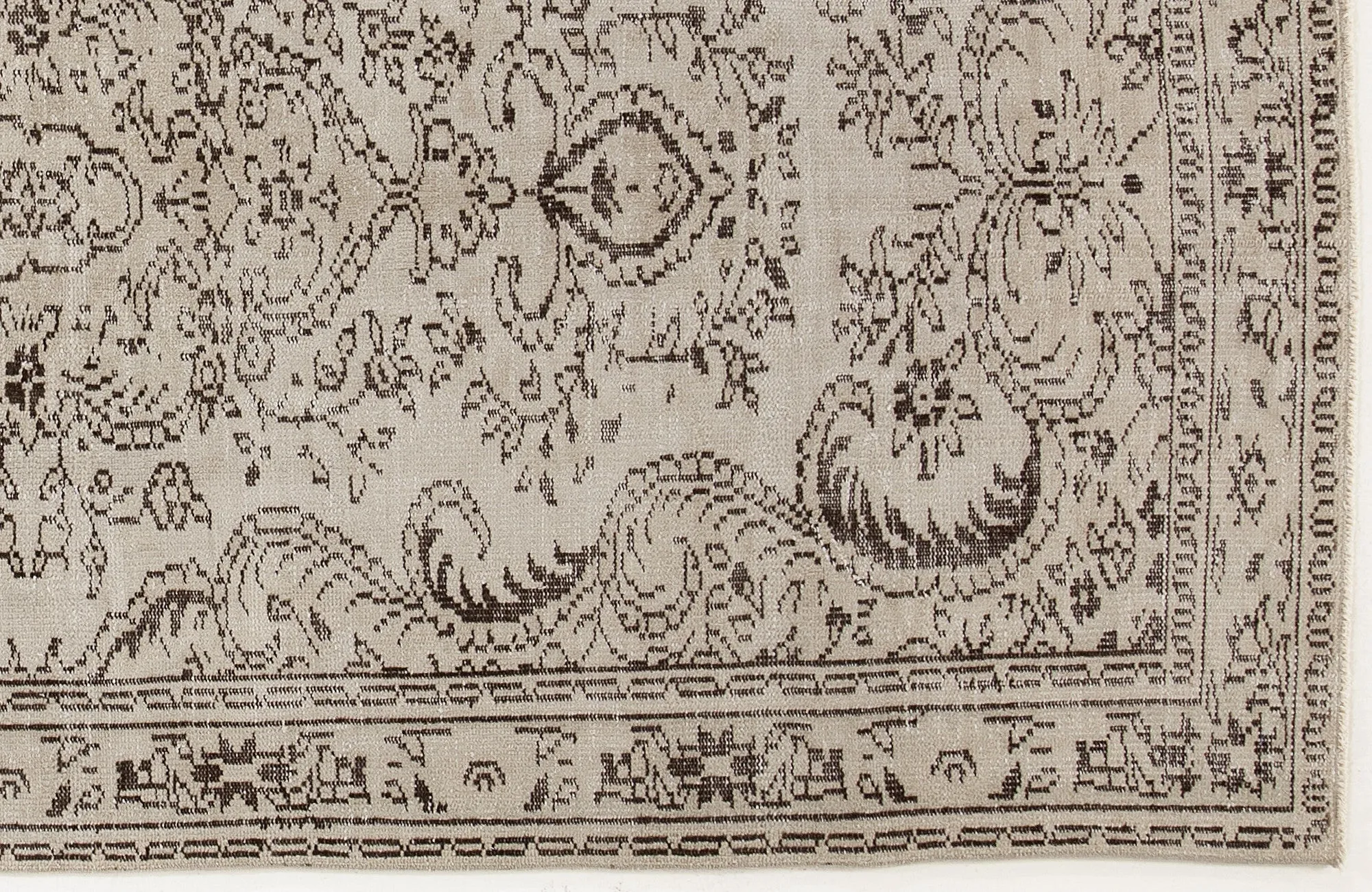 Retro Design Beige Over Dyed Vintage Rug 4'10'' x 8'11'' ft 147 x 273 cm