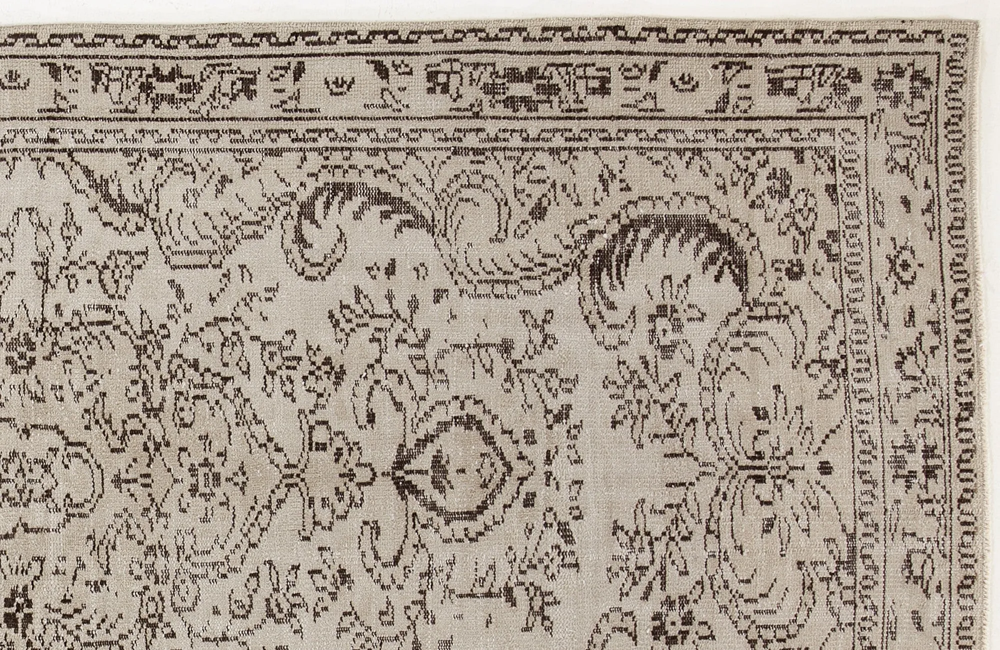 Retro Design Beige Over Dyed Vintage Rug 4'10'' x 8'11'' ft 147 x 273 cm