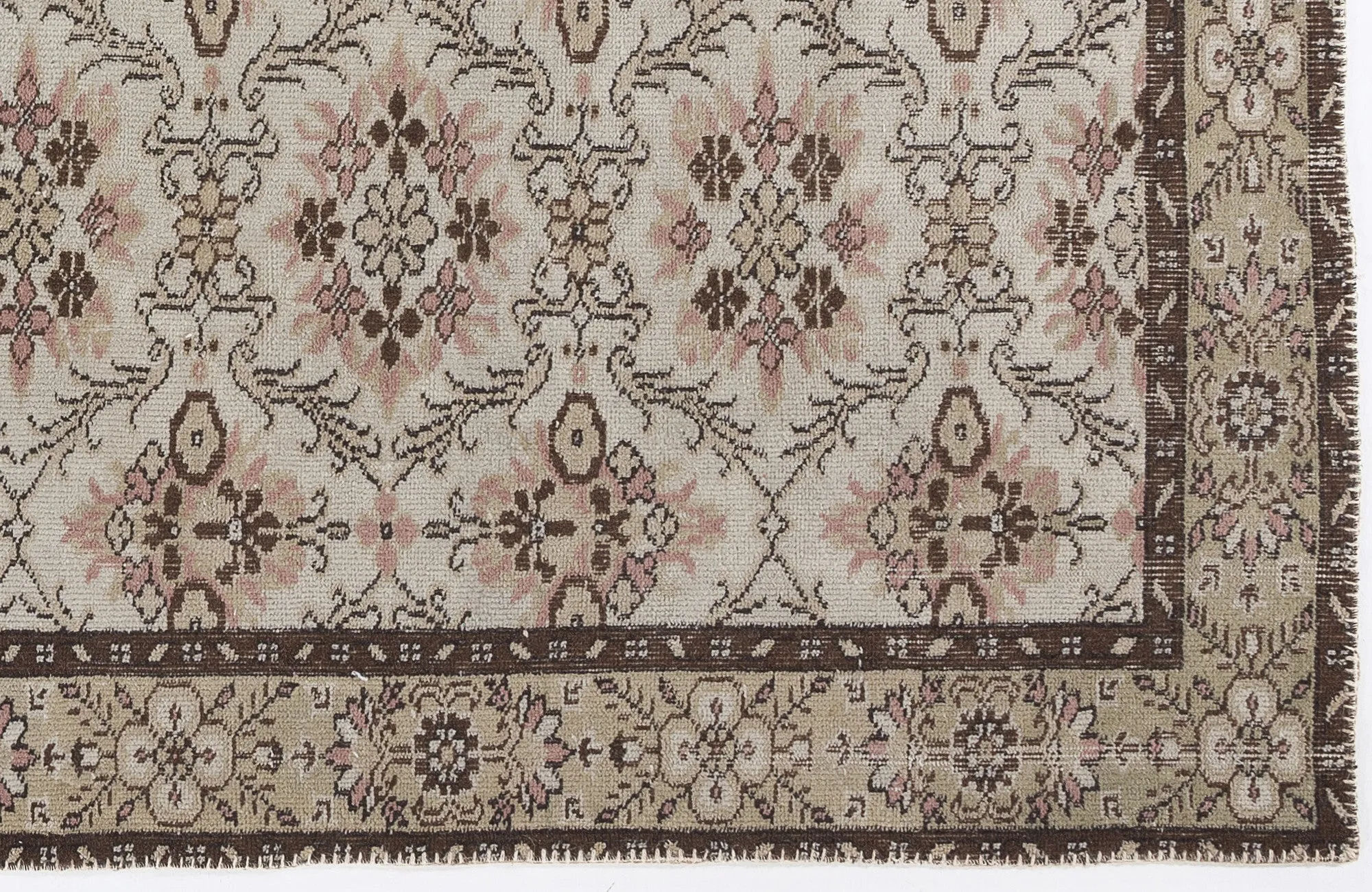 Retro Design Beige Over Dyed Vintage Rug 5'10'' x 8'10'' ft 177 x 270 cm
