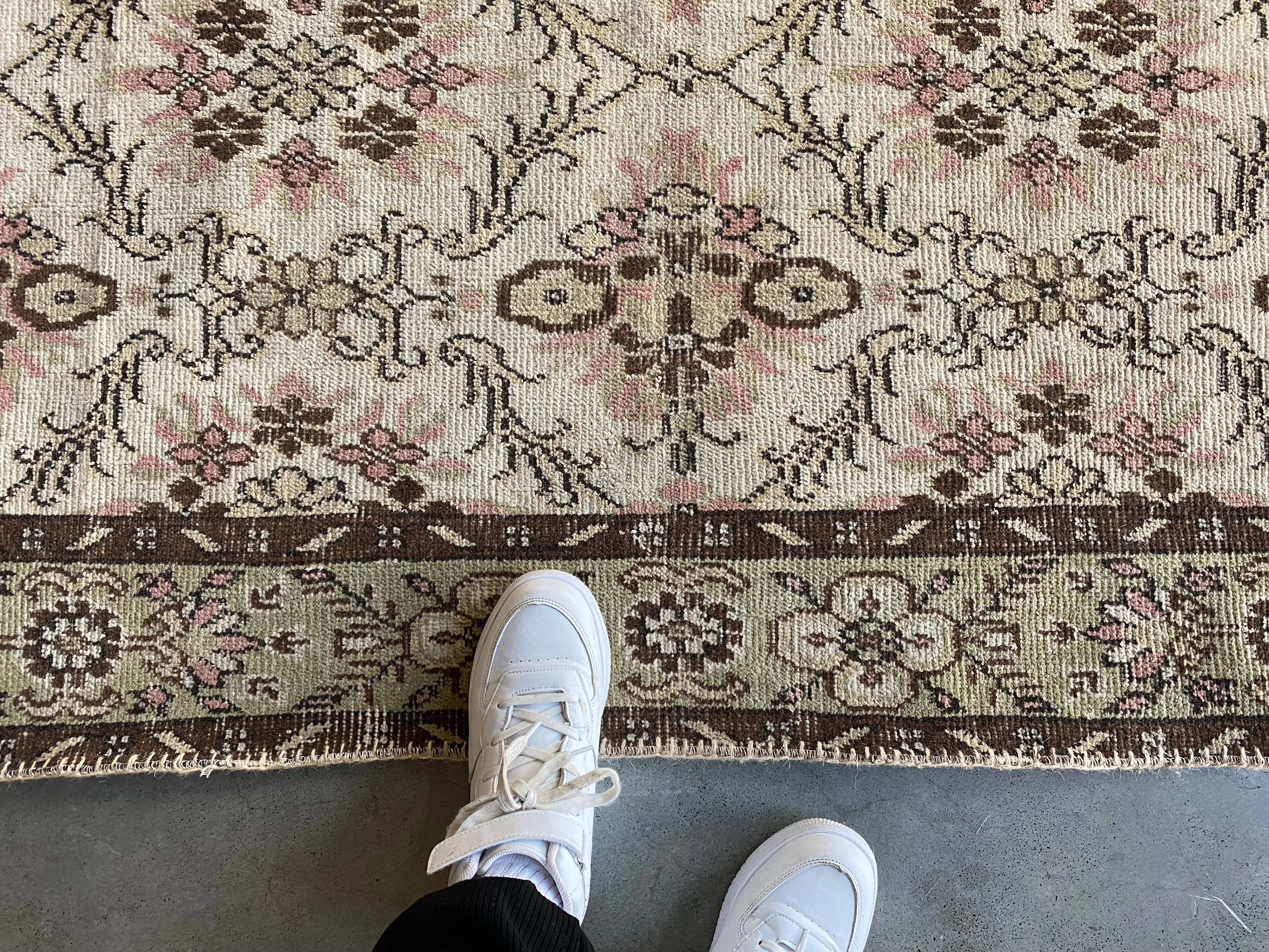 Retro Design Beige Over Dyed Vintage Rug 5'10'' x 8'10'' ft 177 x 270 cm