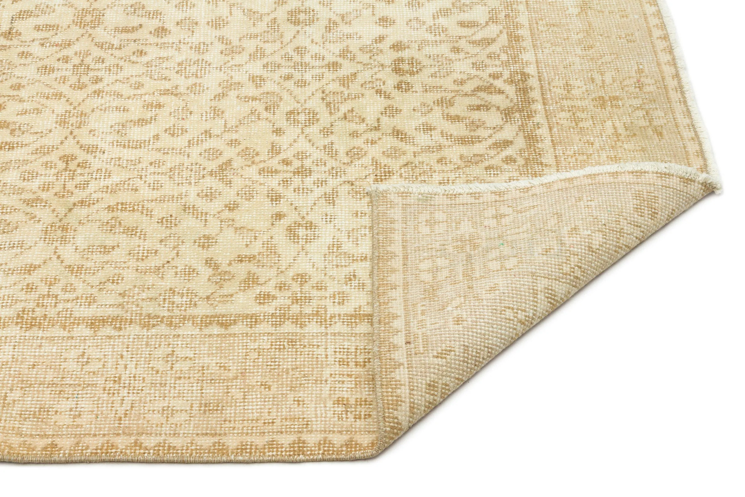 Retro Design Beige Over Dyed Vintage Rug 5'4'' x 9'1'' ft 162 x 276 cm