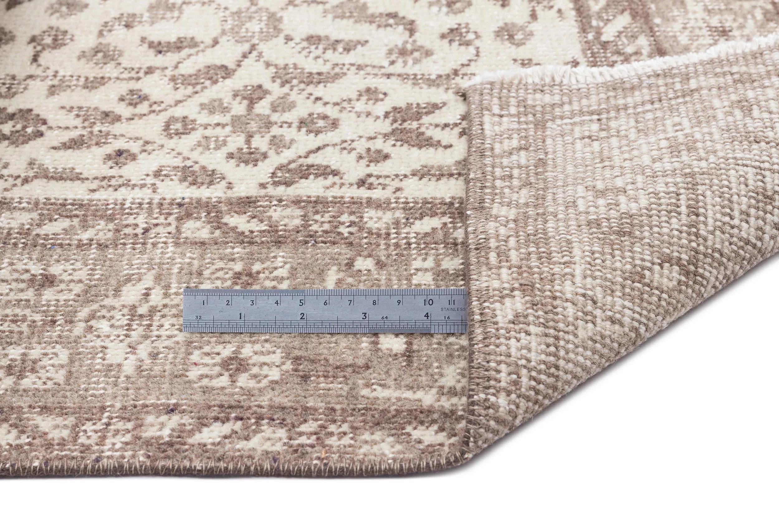 Retro Design Beige Over Dyed Vintage Rug 5'4'' x 9'2'' ft 162 x 280 cm