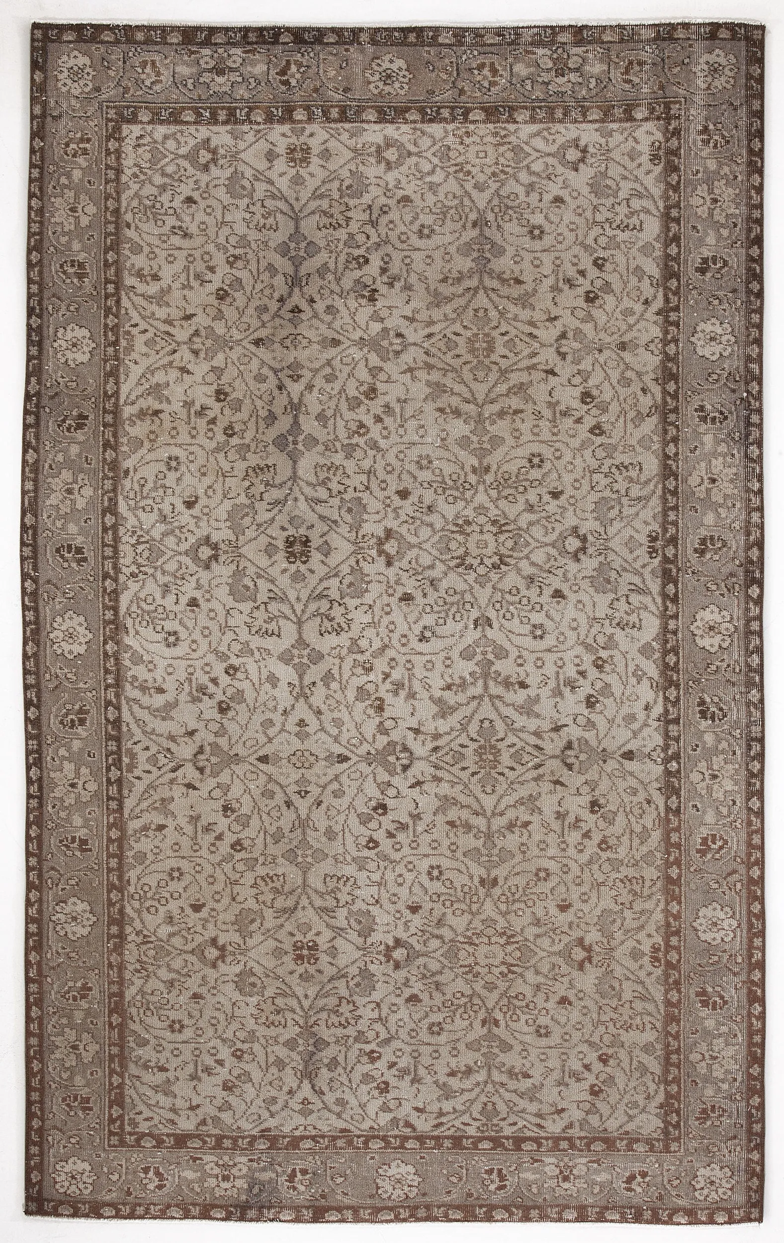 Retro Design Beige Over Dyed Vintage Rug 5'5'' x 8'10'' ft 166 x 268 cm