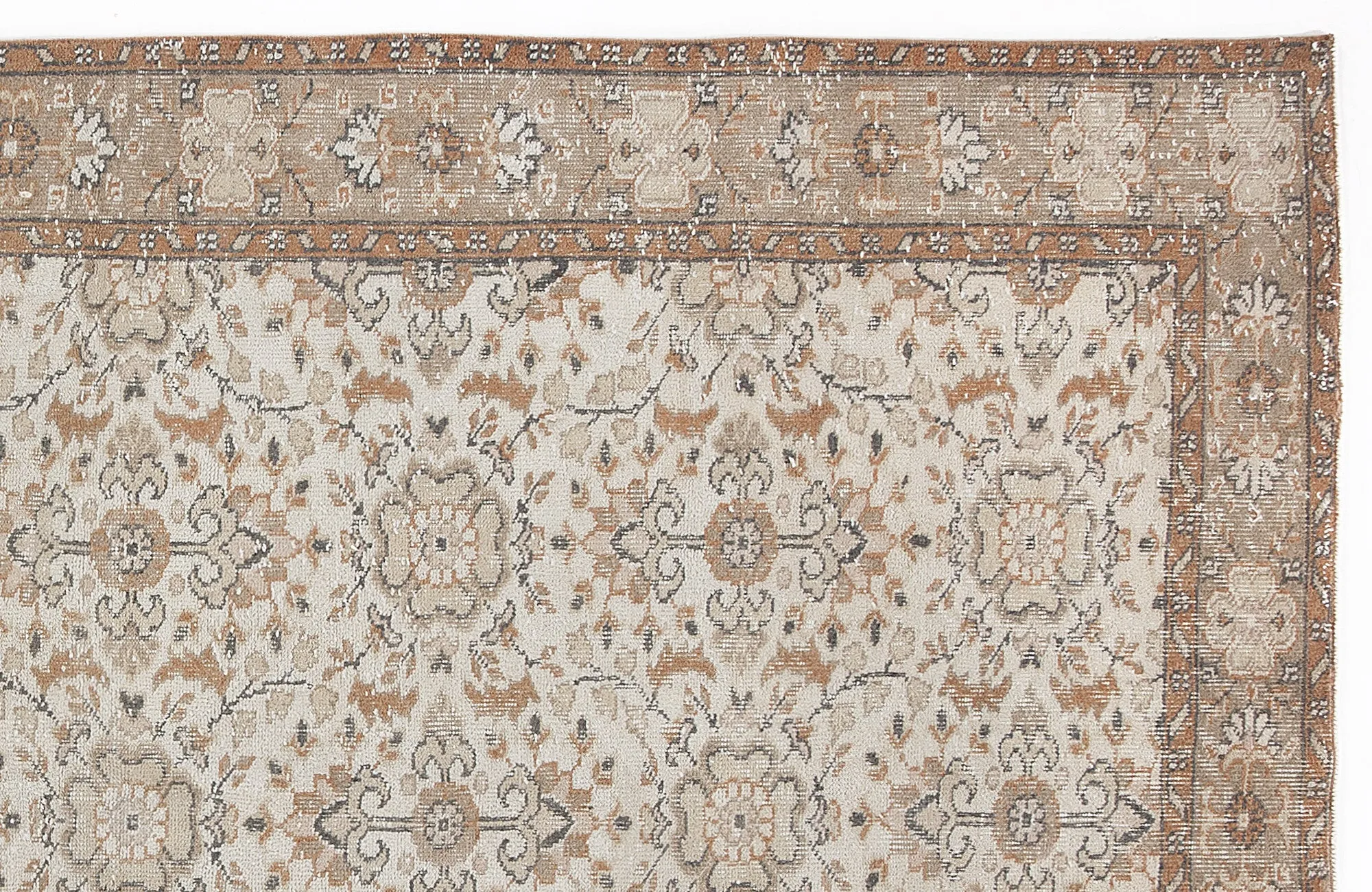 Retro Design Beige Over Dyed Vintage Rug 5'5'' x 9'1'' ft 164 x 277 cm