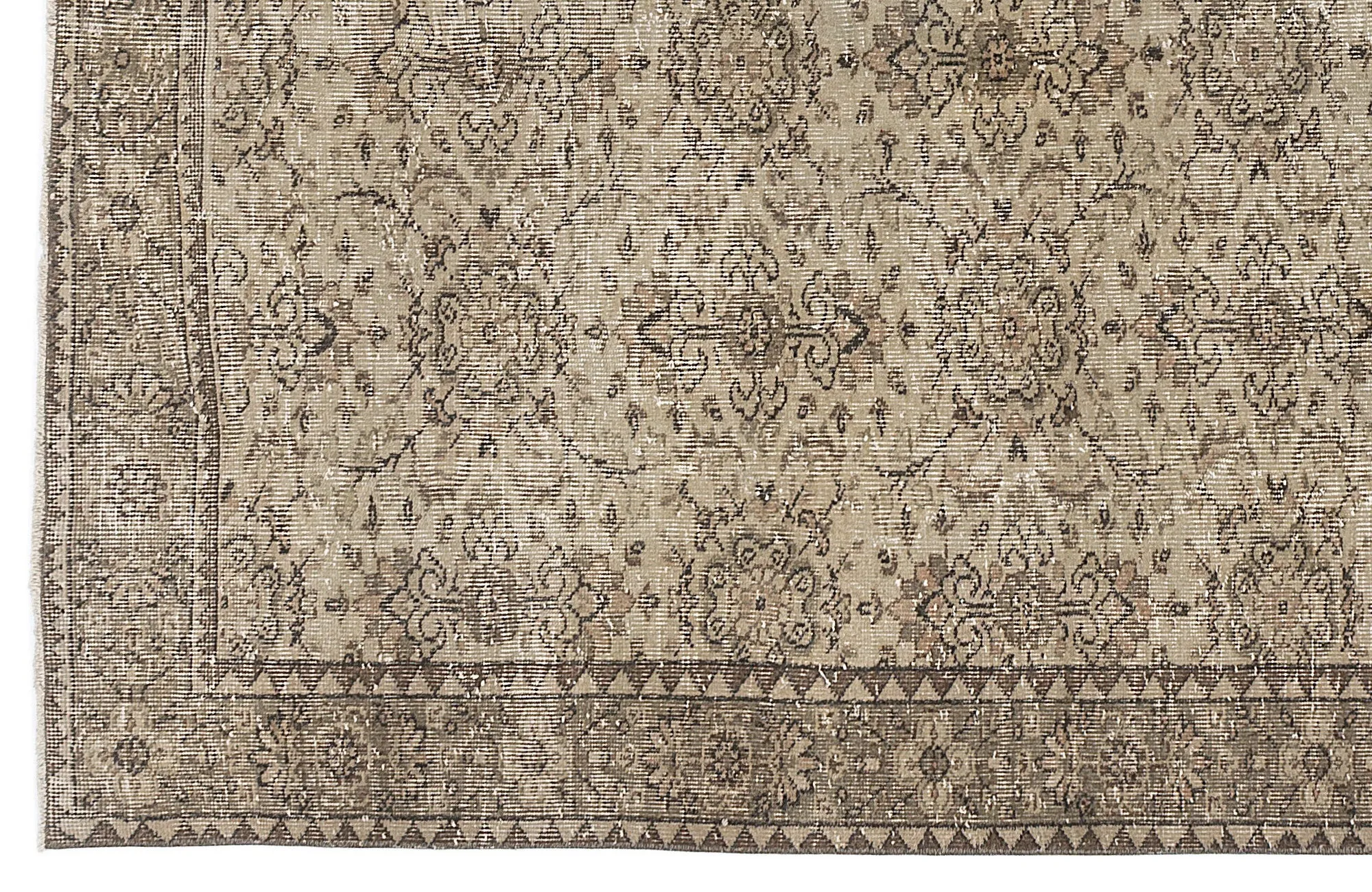 Retro Design Beige Over Dyed Vintage Rug 5'7'' x 9'5'' ft 169 x 288 cm