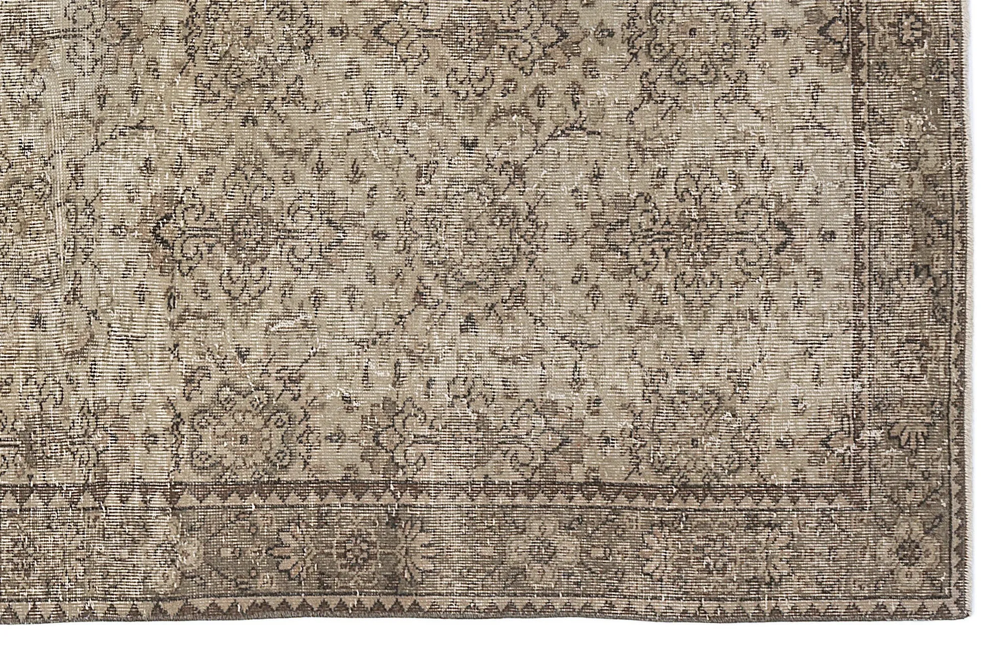 Retro Design Beige Over Dyed Vintage Rug 5'7'' x 9'5'' ft 169 x 288 cm