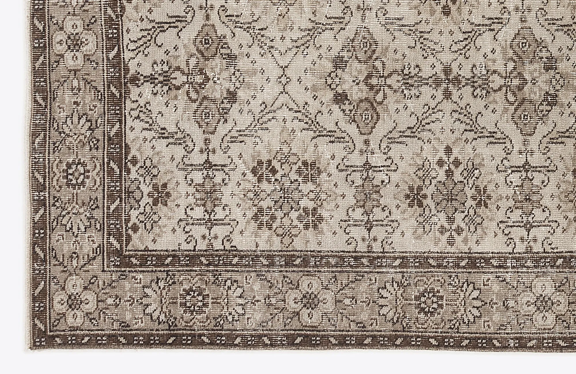 Retro Design Beige Over Dyed Vintage Rug 5'7'' x 9'6'' ft 170 x 290 cm