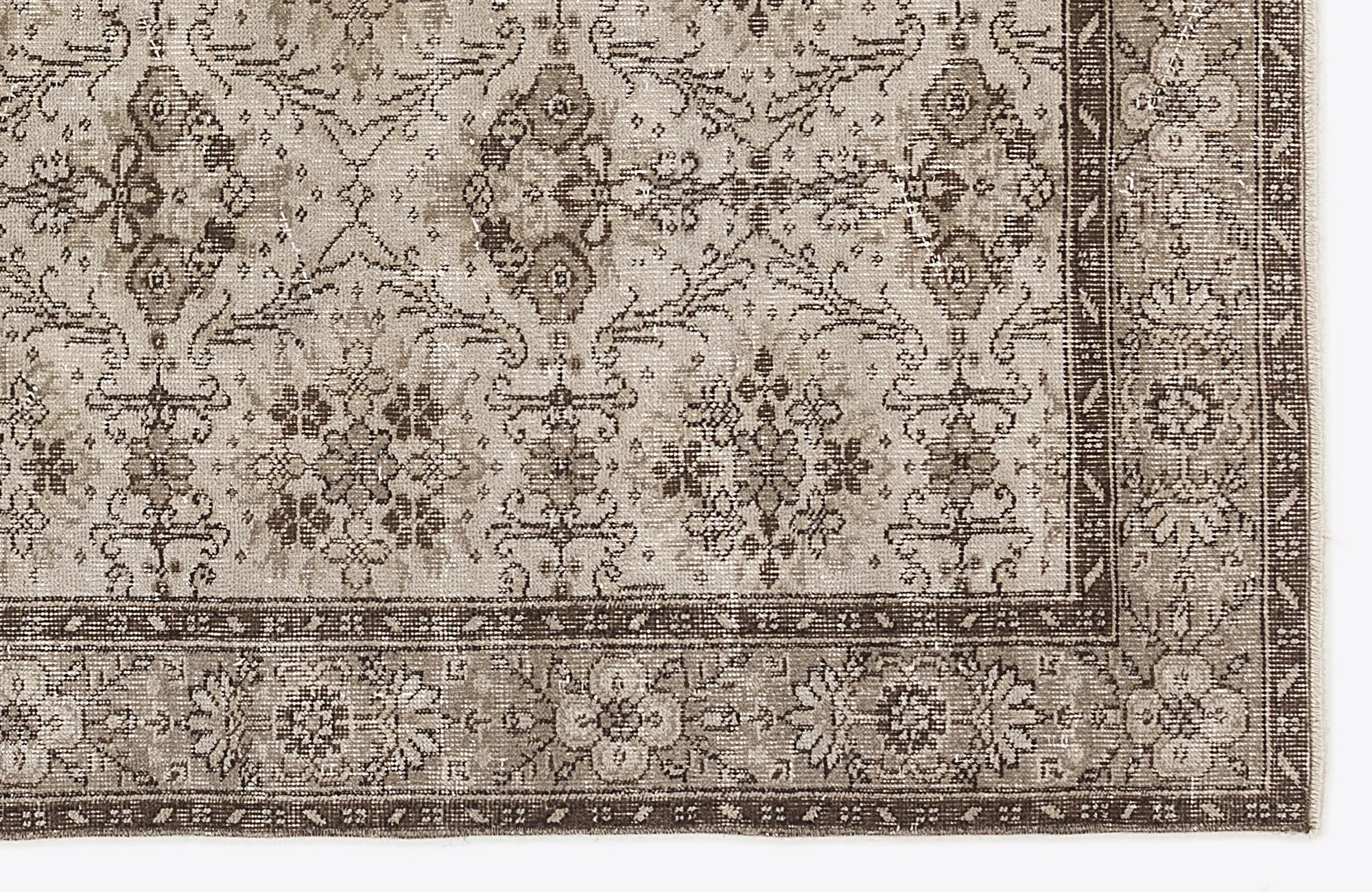 Retro Design Beige Over Dyed Vintage Rug 5'7'' x 9'6'' ft 170 x 290 cm