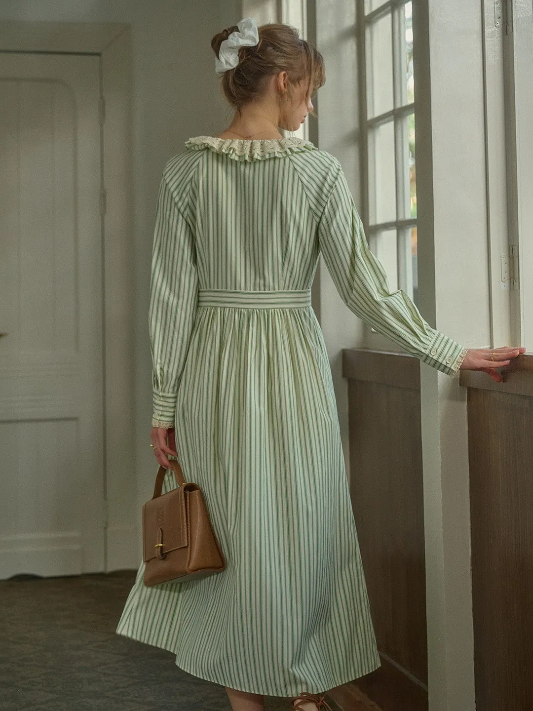 Sofia Round Neck Lace Vertical Lines Dress
