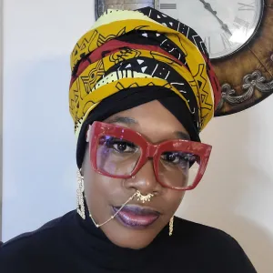 Square Cut Retro Oversized Eyeglasses with Blue or Red Frames